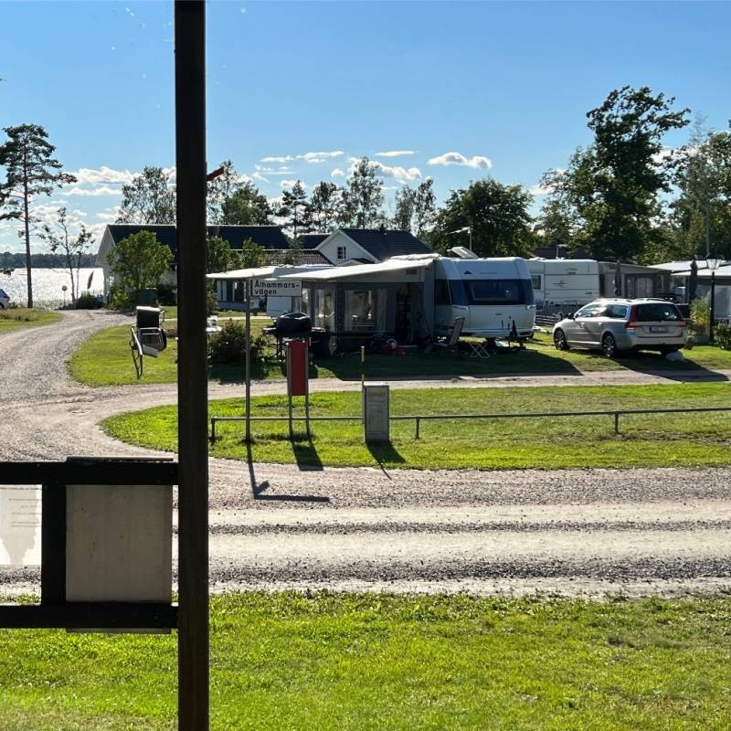 Hällarnas Camping — 露营地 in Arboga