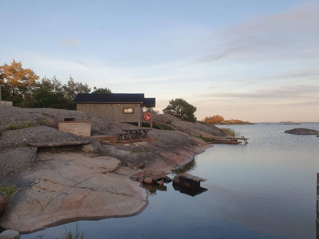 Isakssons Stugby — Camping Site in Föglö