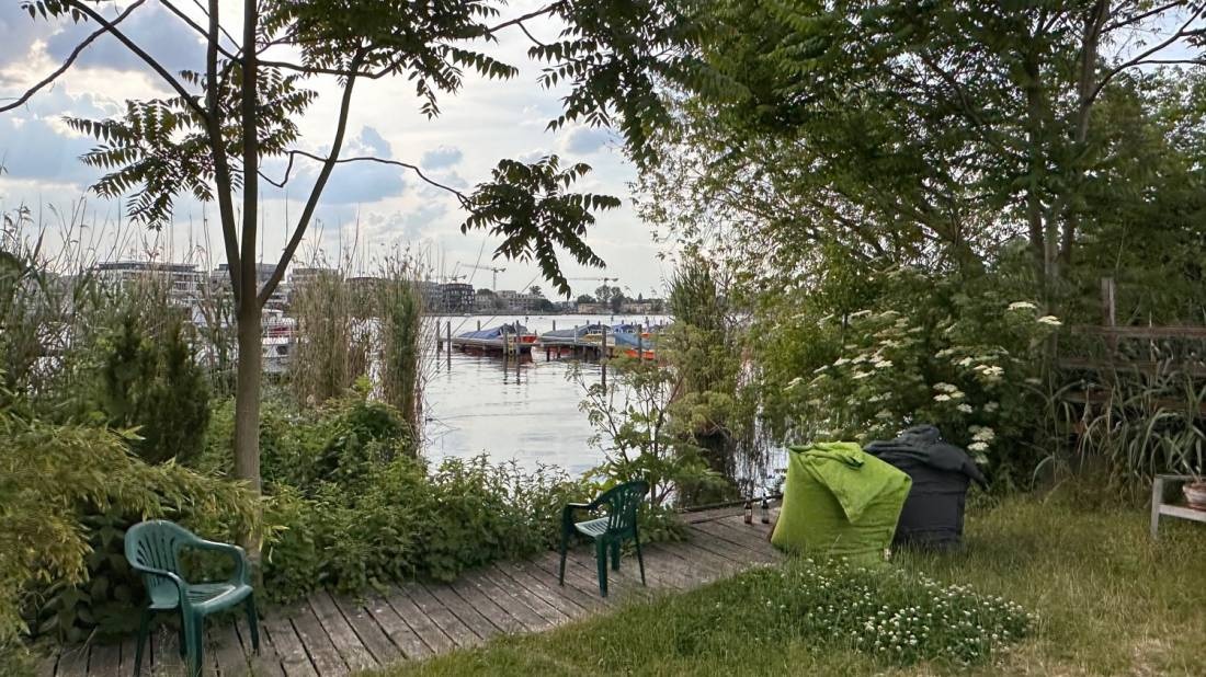Stellplatz an der Marina Wendenschloß Berlin-Köpenick — Campervan Site in Berlin-Köpenick
