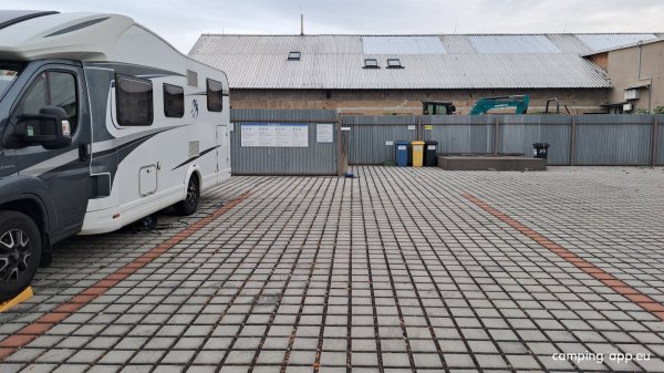 Stellplatz Prag — Photo 3