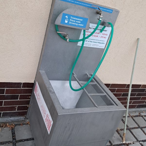 Stellplatz Prag — Photo 2