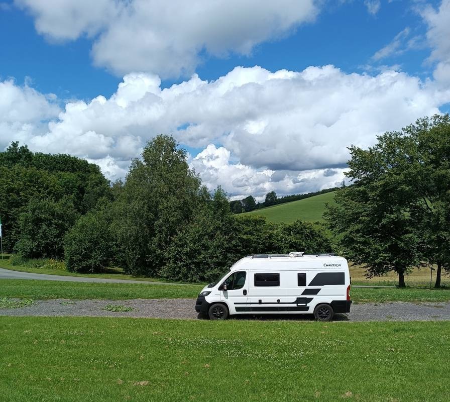 Flugplatz Meschede Schüren — Area Autocaravanas in Meschede