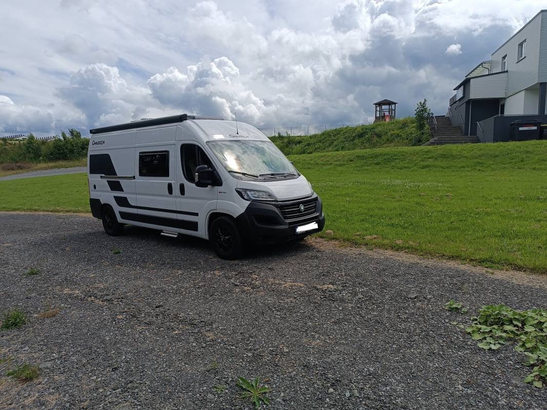 Flugplatz Meschede Schüren — Area Autocaravanas in Meschede