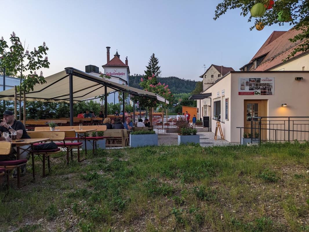 Braugasthof Schattenhofer — Restoran veya Otel Alanında in Beilngries