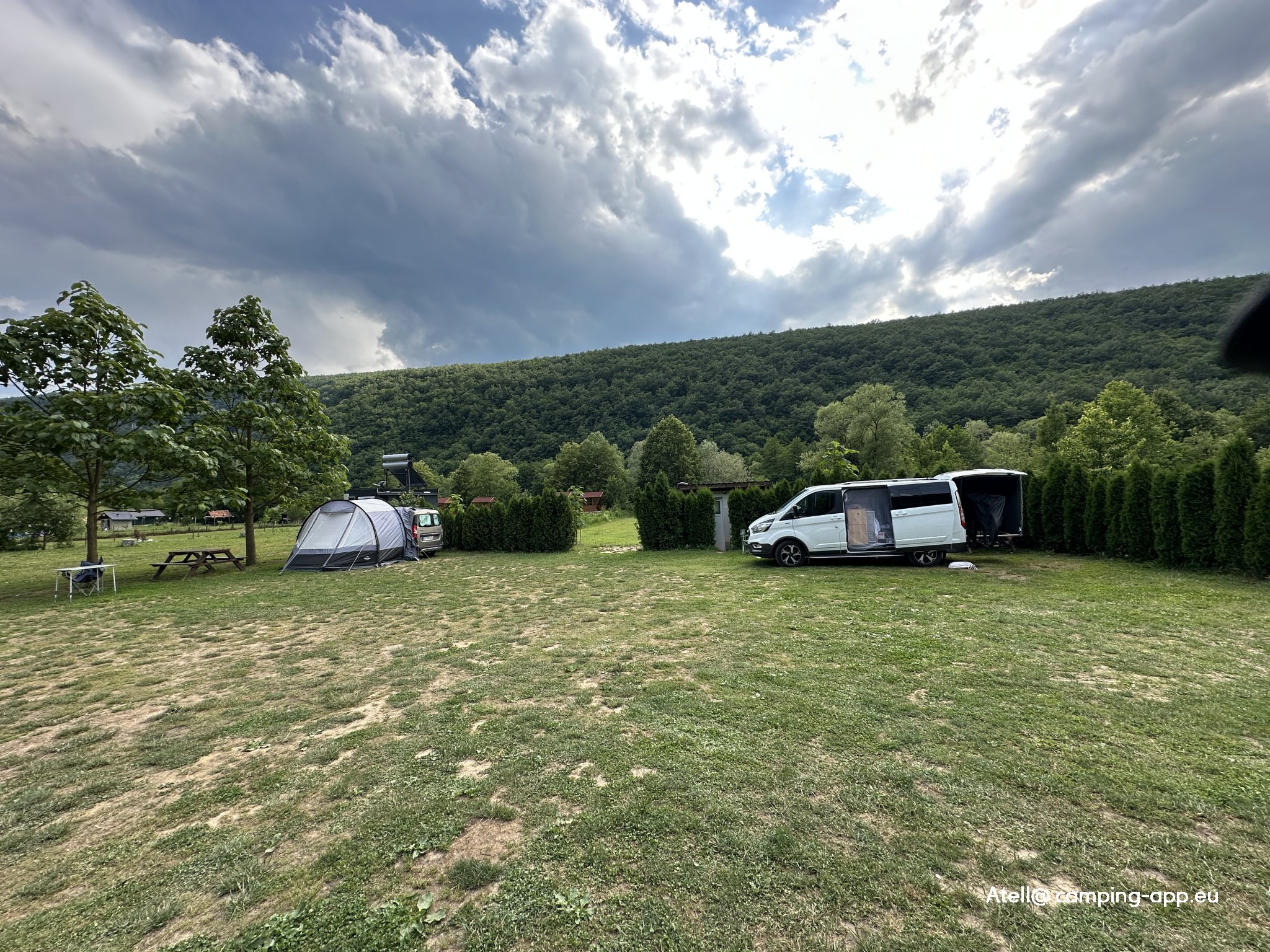 Kamp Sefik — Campingplass in Orašac
