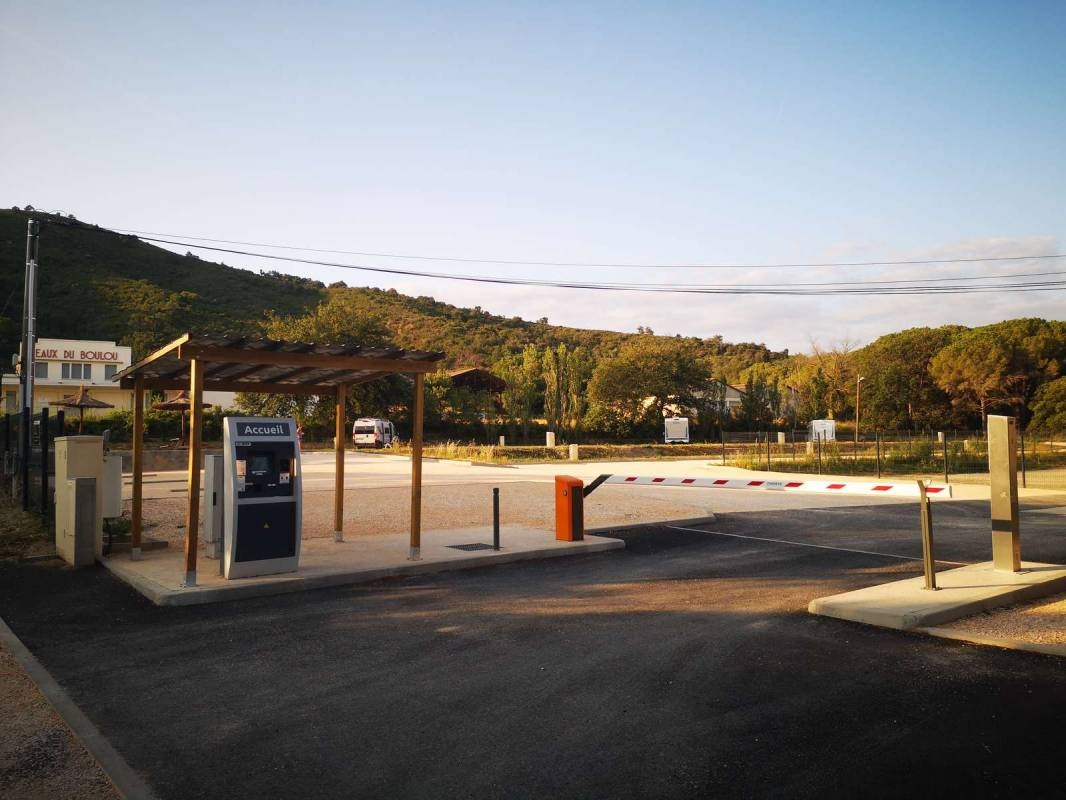 Aire de Camping Car Le Boulou — Sp. parking dla kamperów in Le Boulou