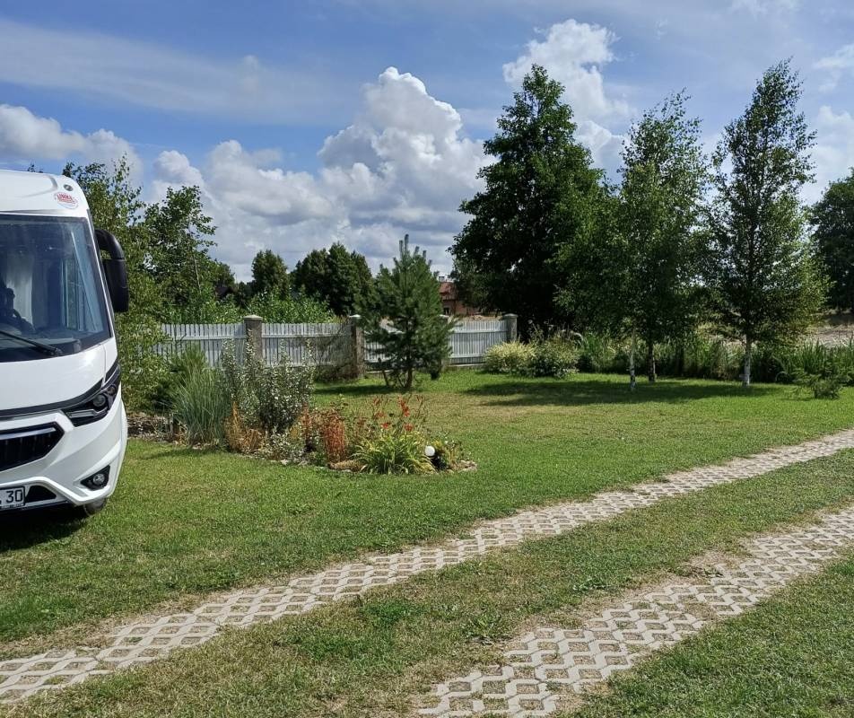 Camperpark U Woja — Camping in Żarnowska