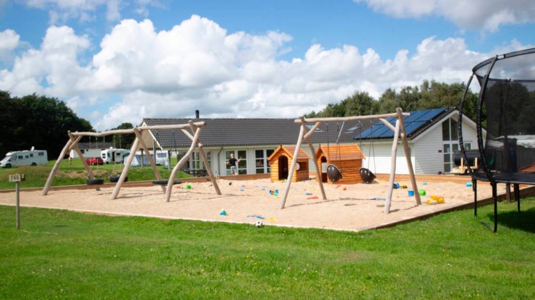Arrild Ferieby Camping — Campingplats in Toftlund
