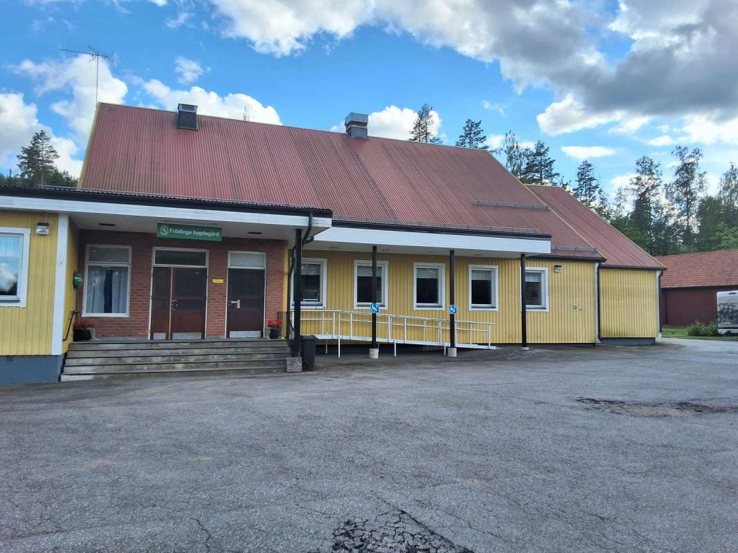 Stälplats Frödinge — 露营车营地 in Frödinge