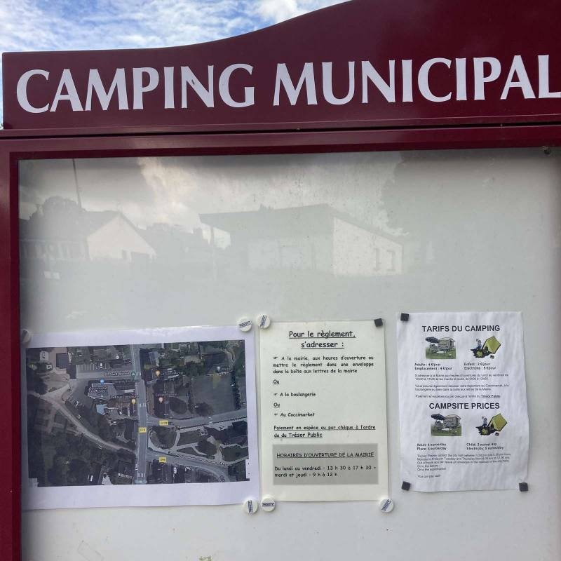 Domjean Municipal — Ställplats in Domjean