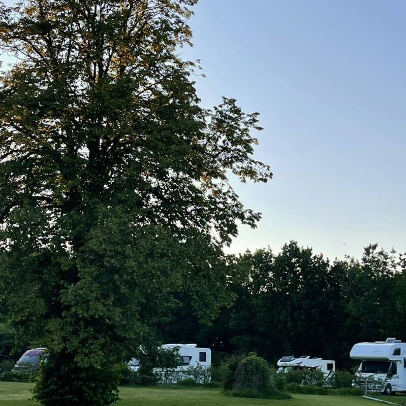 Søndergård Stellplads — Area Autocaravanas in Fjerritslev