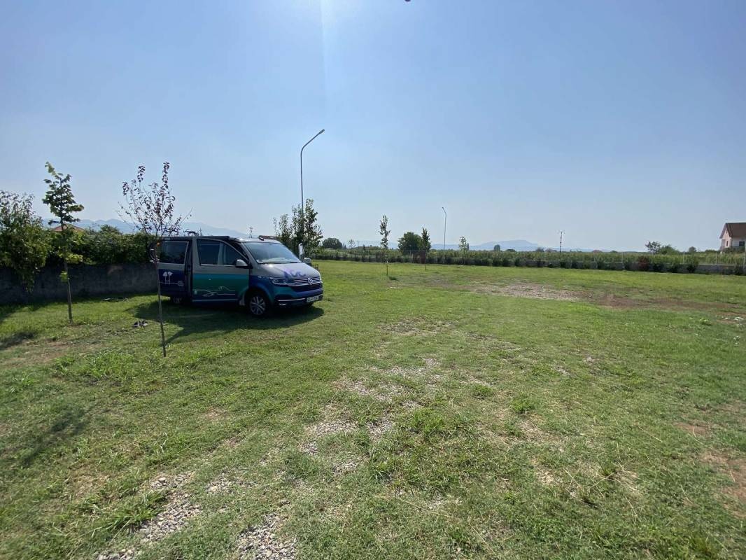 Camping Tree Olives — Bobilplass in Boriç i Madh