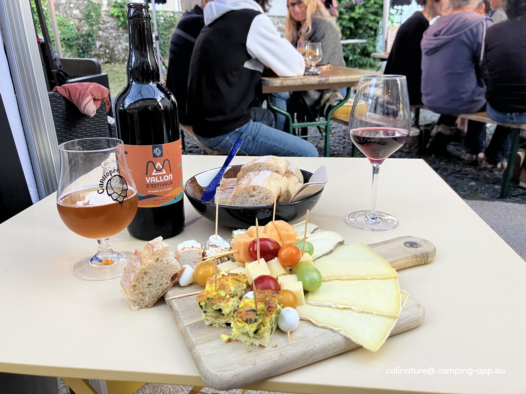 Gites et Camping Le Vallon d'Estivaux — Foto 4