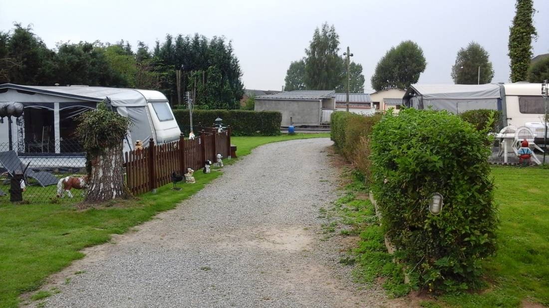 Camping au Bol d'Air — Campingplatz in Sémeries