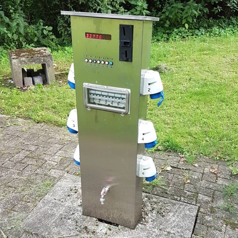 Wohnmobilhafen Atteln Naturbad — Stellplatz in Lichtenau
