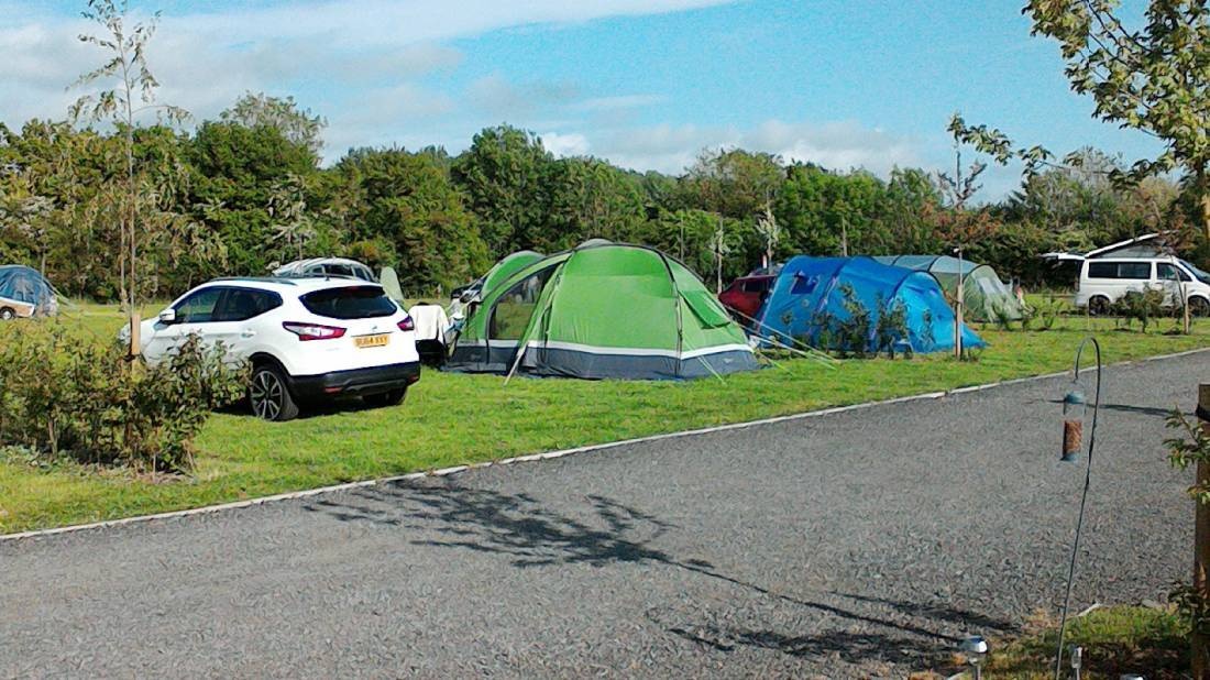 The Pepper Pot Caravan Park — Campingplats in Stroud