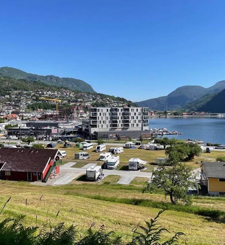 Stedje Camping — Campingplass in Sogndalsfjøra