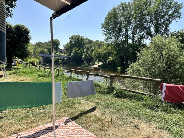 Camping Municipal St.-Léon-sie-Vézère — Foto 2