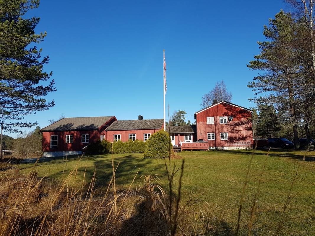 Ogge Gjesteheim – Camp & Kano — Camping Site in Iveland