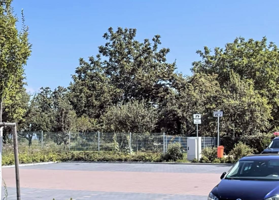 Stellplatz Neulingen — Sp. parking dla kamperów in Neulingen