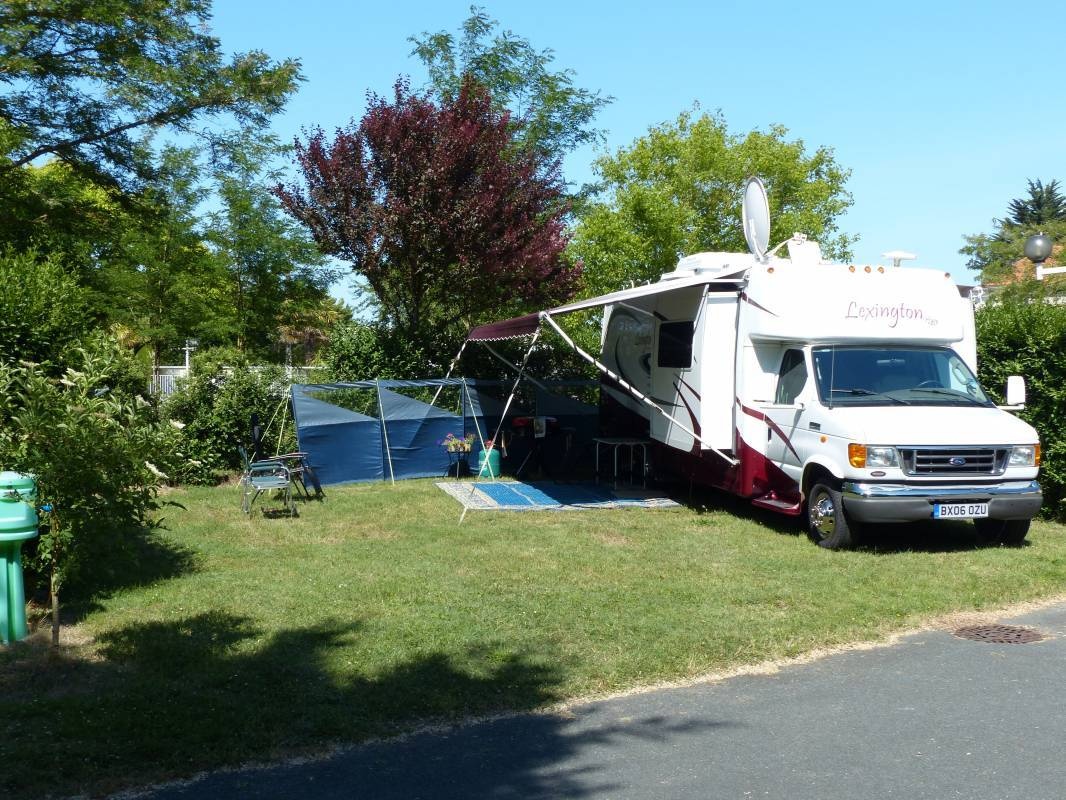 Camping Les Amiaux — Campingplats in Saint-Jean-de-Monts