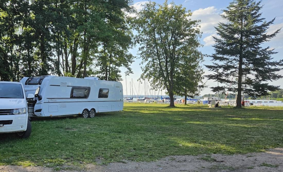 Caravaning Kamper Szczecin — Kamp yeri in Szczecin