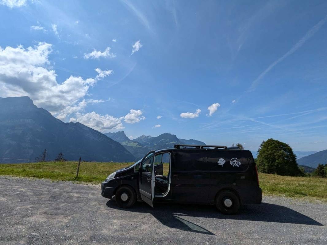Stellplatz Fronalp — Campervan Site in Mollis