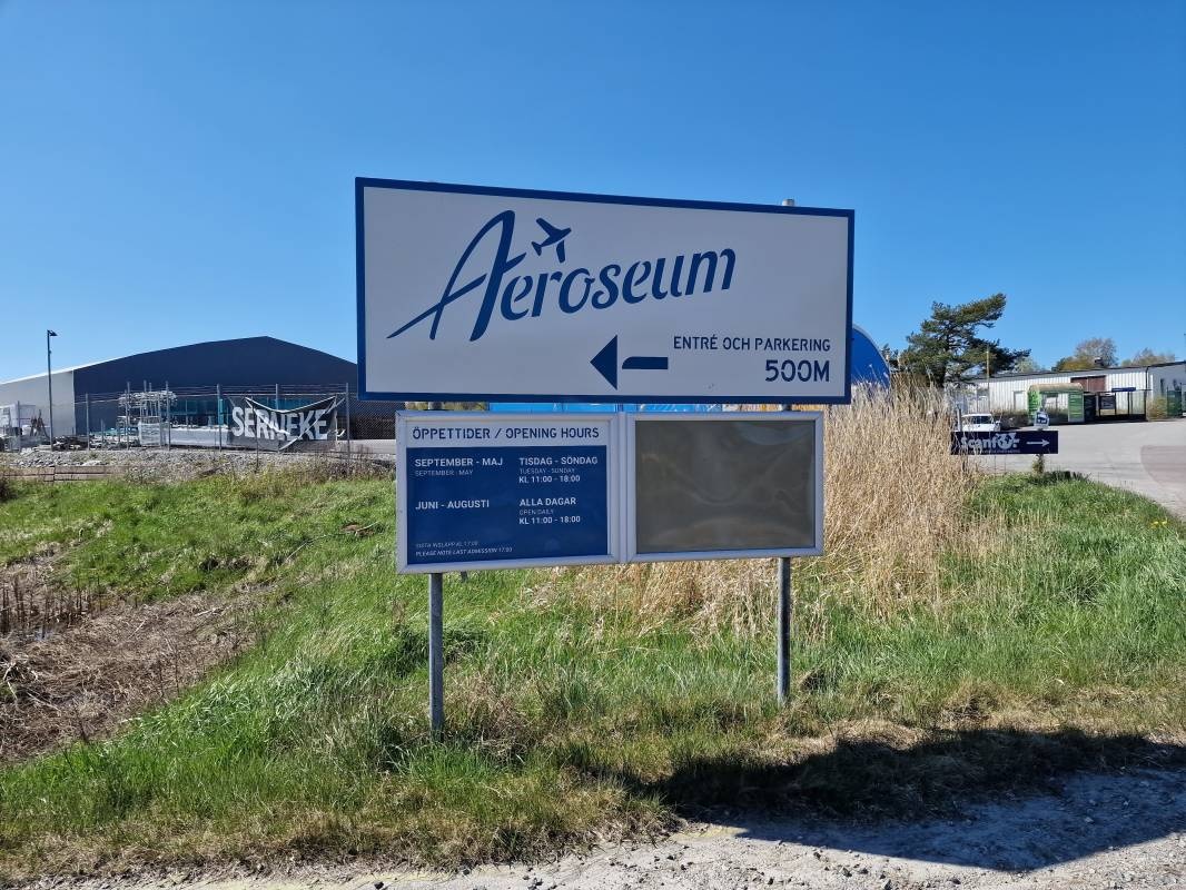 Übernachtungsparkplatz + Eintritt ins Aeroseum — Aire camping car in Göteborg
