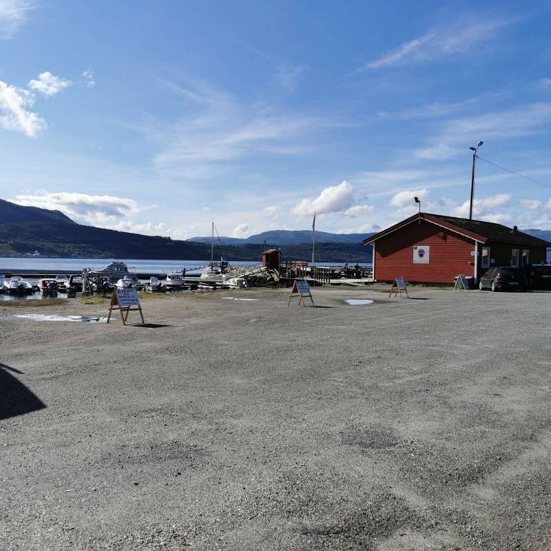 Fauske Småbåthavn — Camperplads in Fauske