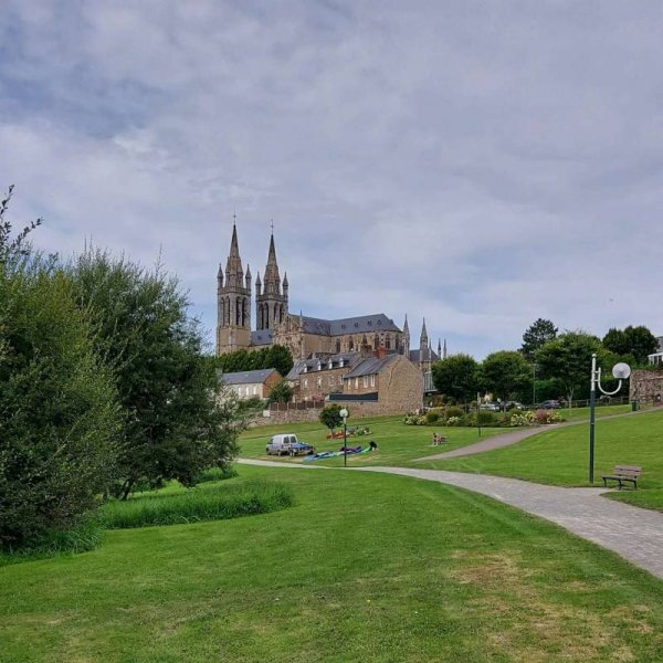 Stellplatz Saint-Hilaire-du-Harcouët — Foto 6