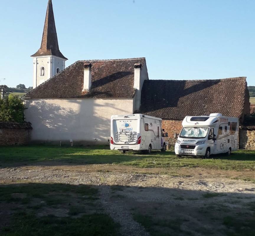 Camping Zori — Camping in Cloașterf