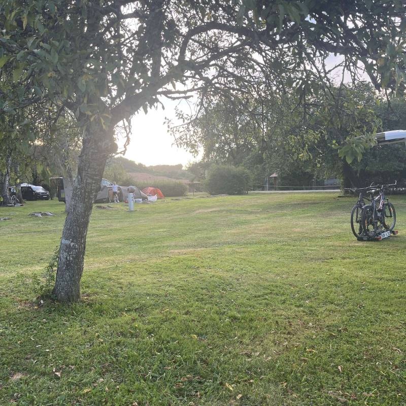 Camping Pierre Cochenet — Kemp in Futeau