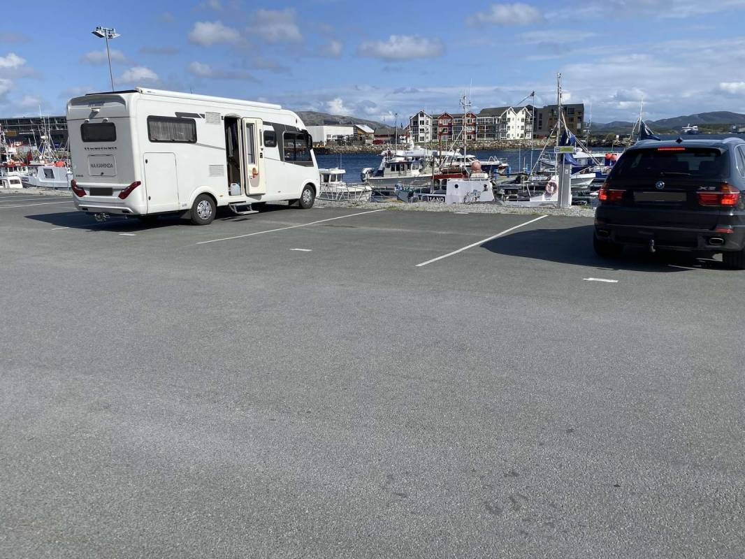 Rørvik havn — Sítio para autocaravanas in Rørvik