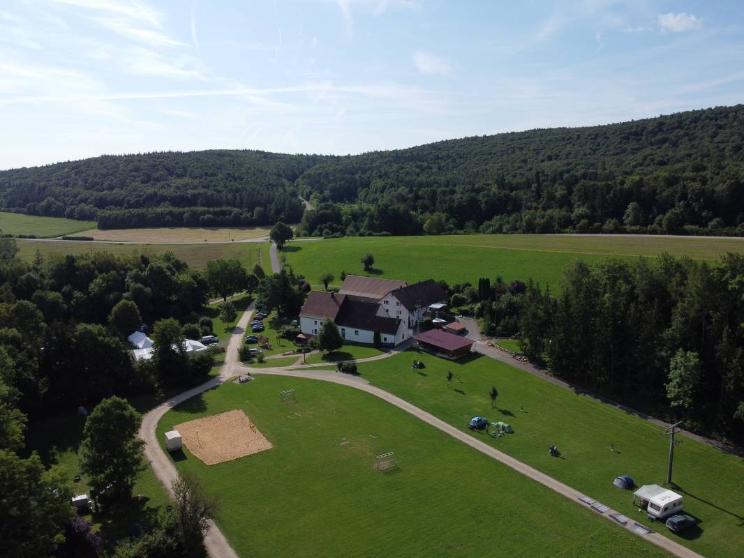 Campingplatz Ringlesmühle — Campingplass in Riesbürg