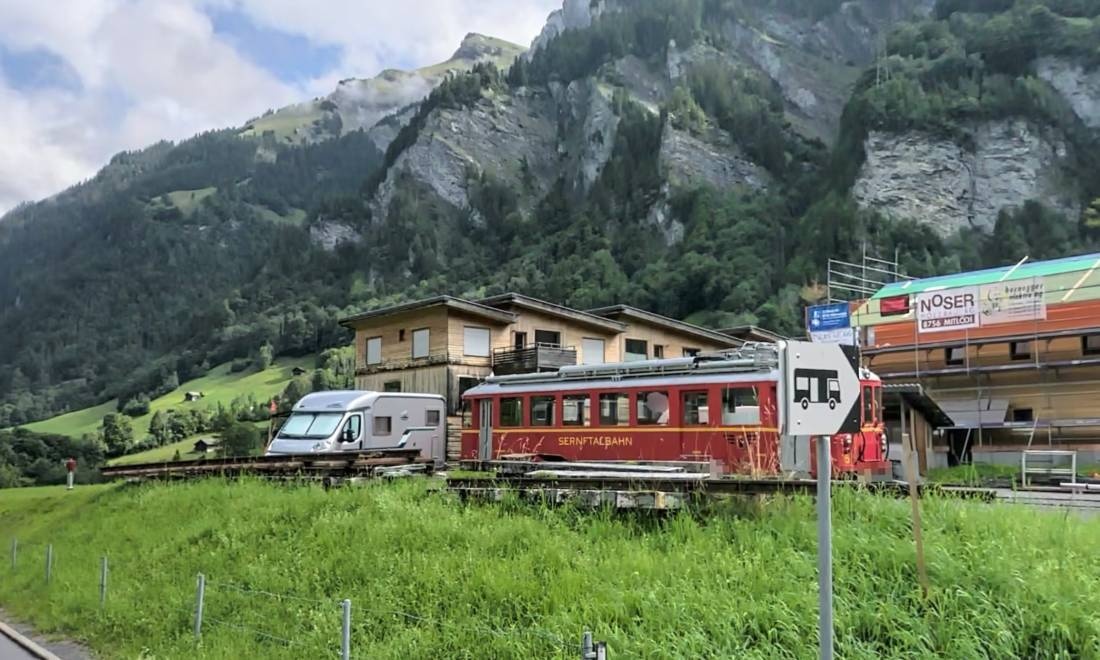 Wohnmobilstellplatz Elm — Area Autocaravanas in Elm