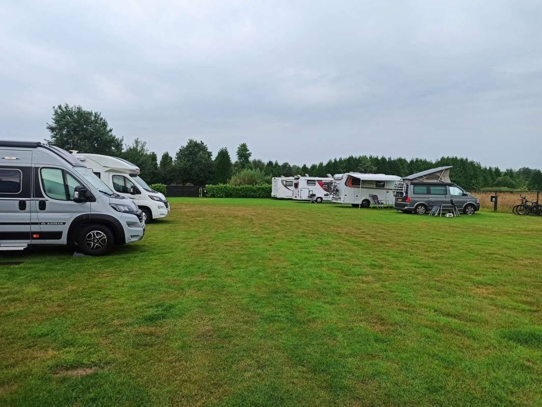 Campeerplats Hoek — Sítio para autocaravanas in Sint-Michielsgestel