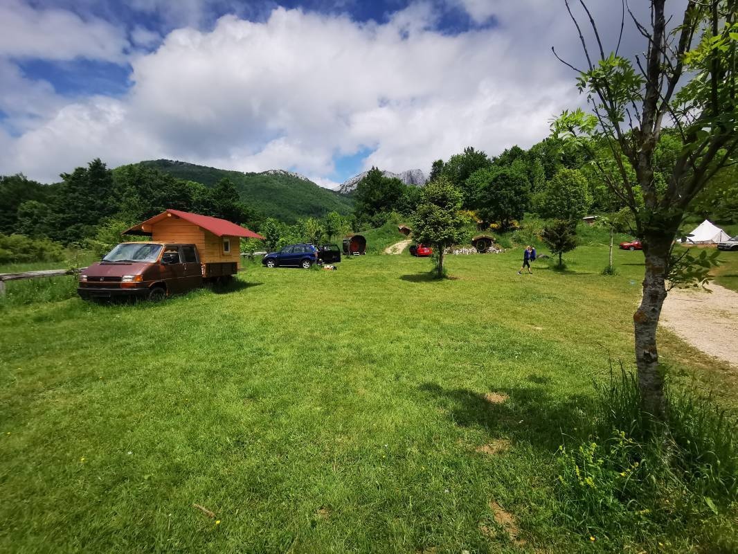 Kamp Velebit — Camping in Karlobag