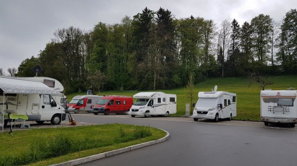 Reisemobilstellplatz bei der Waldsee-Therme — Photo 5