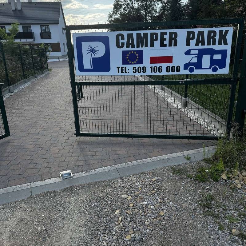Kamper Park — Stellplatz in Brzegi