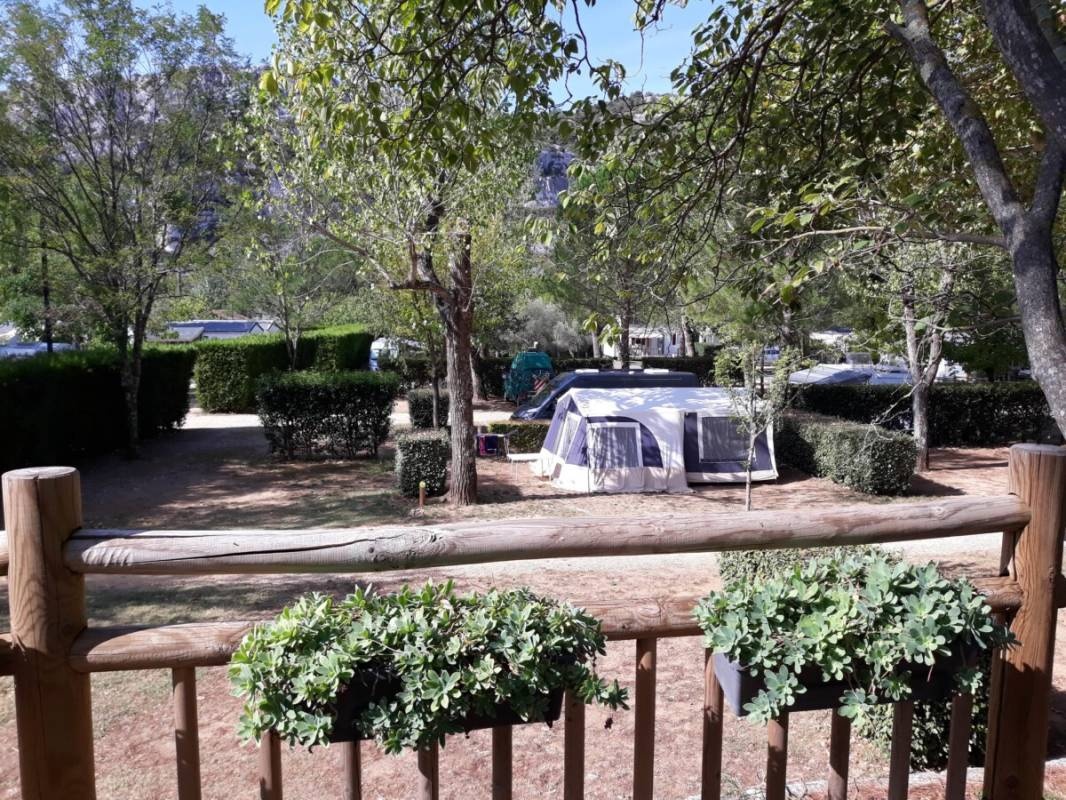 Camping des Gorges — Kamp yeri in Saint-Martin-d'Ardèche