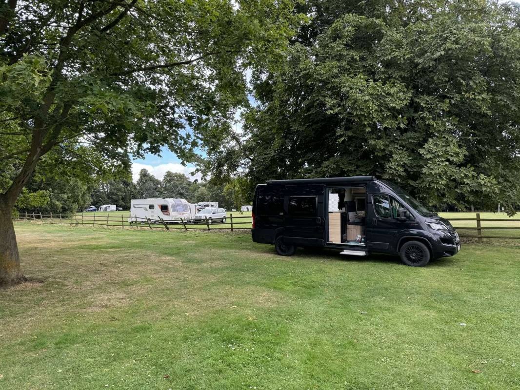 Burleigh Hill Farm Campsite — 露营地 in St.Ives Cambridgeshire