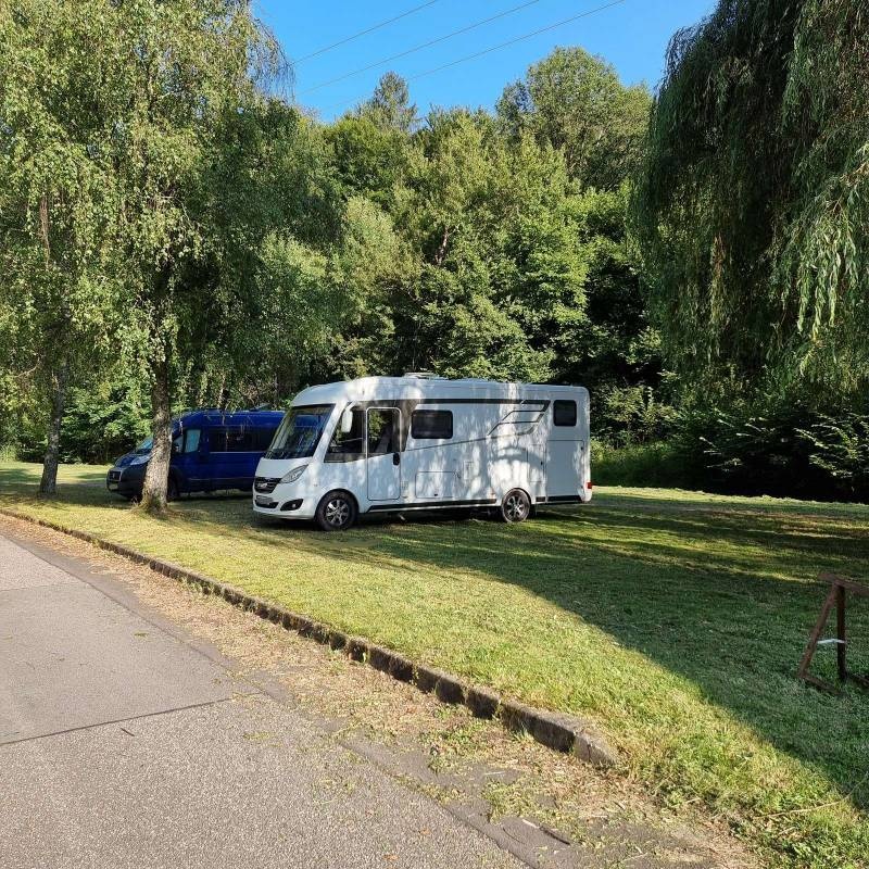 Wohnmobilstellplatz Gasthaus Pension Waldesruhe — Campervan Site in 