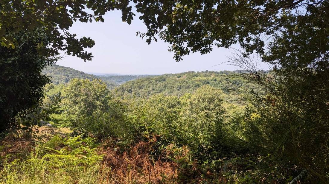 Camping Le Chazal - nature et tranquillité — Camping Site in 