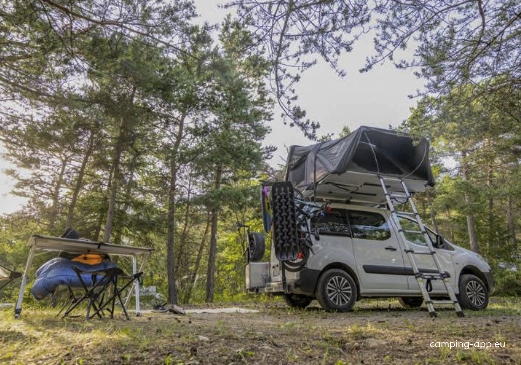 Camping Rioclar **** — Kamp yeri in Méolans-Revel