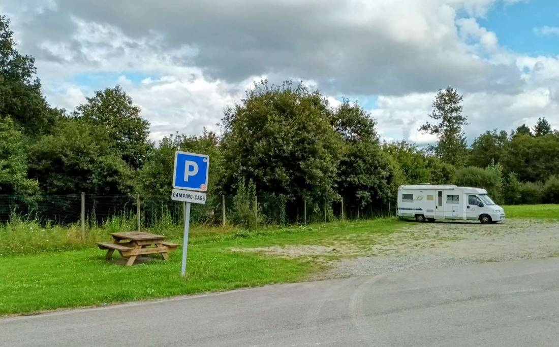 Stellplatz Chailland — Area di sosta in Chailland