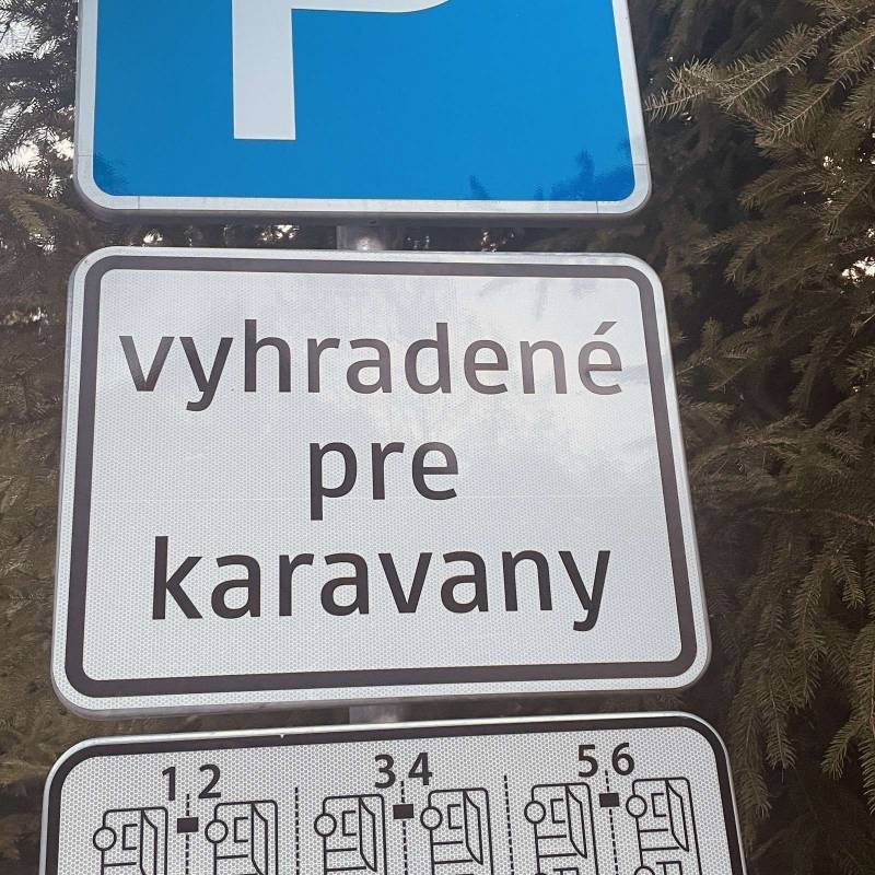 Stellplatz am Hotel Diery — Campervan Site in Žilina