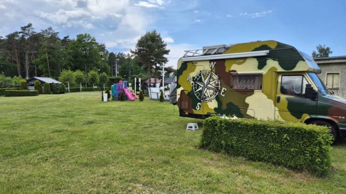 Zakątek — Kamp yeri in Jarosławiec