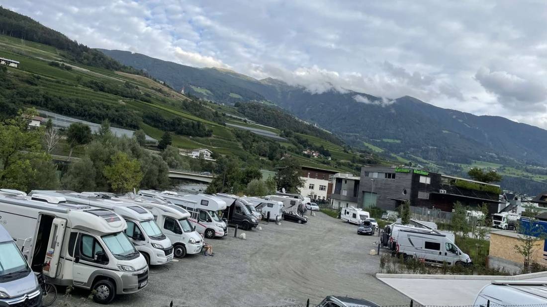 Löwenhof Parking — Campervan Site in Vahrn
