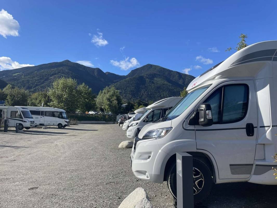 Löwenhof Parking — Campervan Site in Vahrn