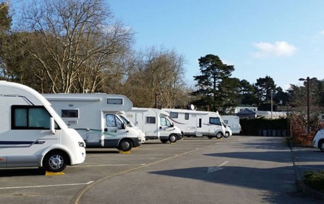 Camping-Car Park — Area di sosta in Vannes